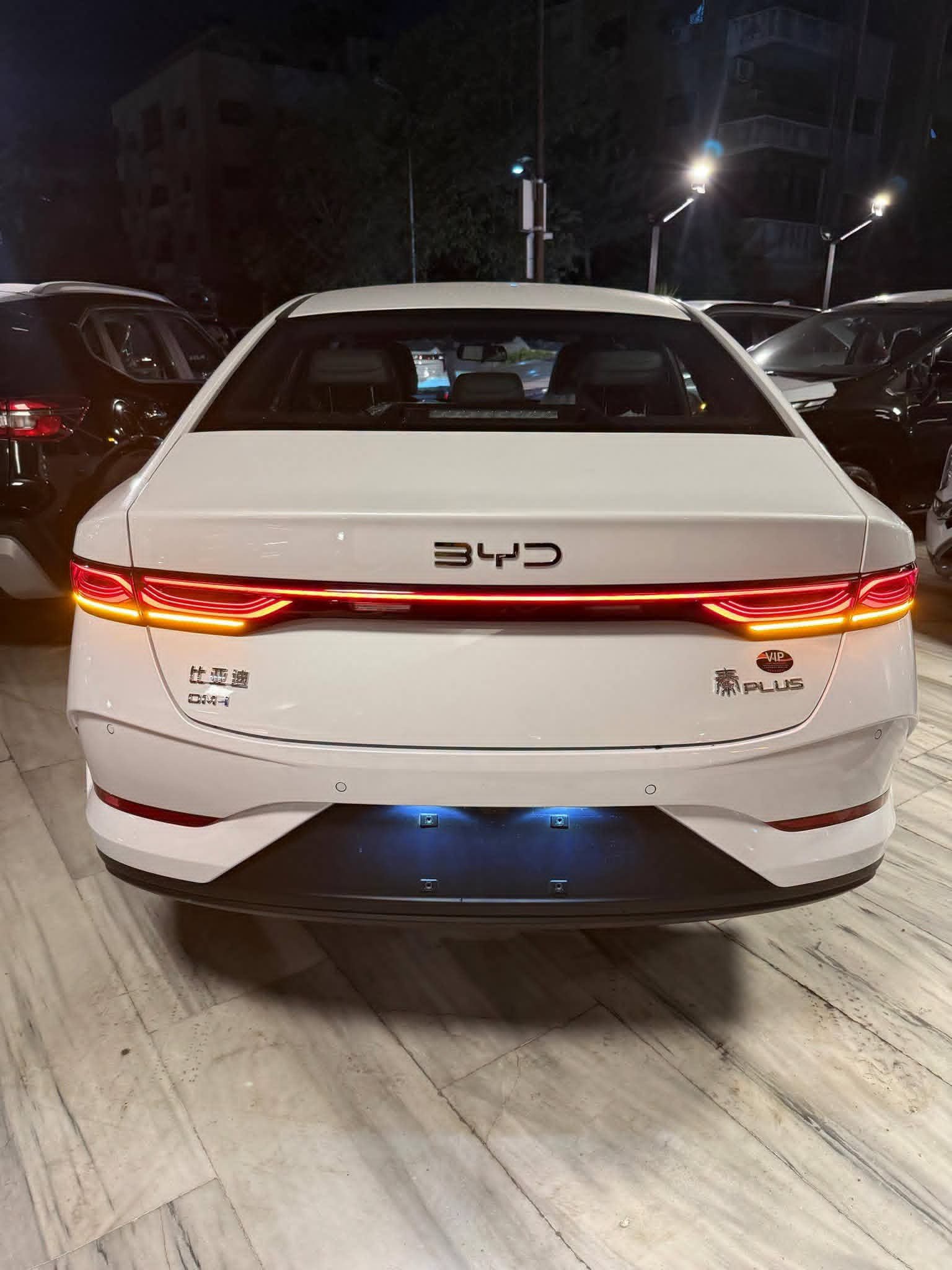 BYD Shen Plus للبيع – هايبرد – شحن ذاتي